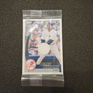 NEW SEALED TOPPS BERNIE WILLIAMS POST BASEBALL CARD +VLADIMIR GUERRERO +2 OTHERS